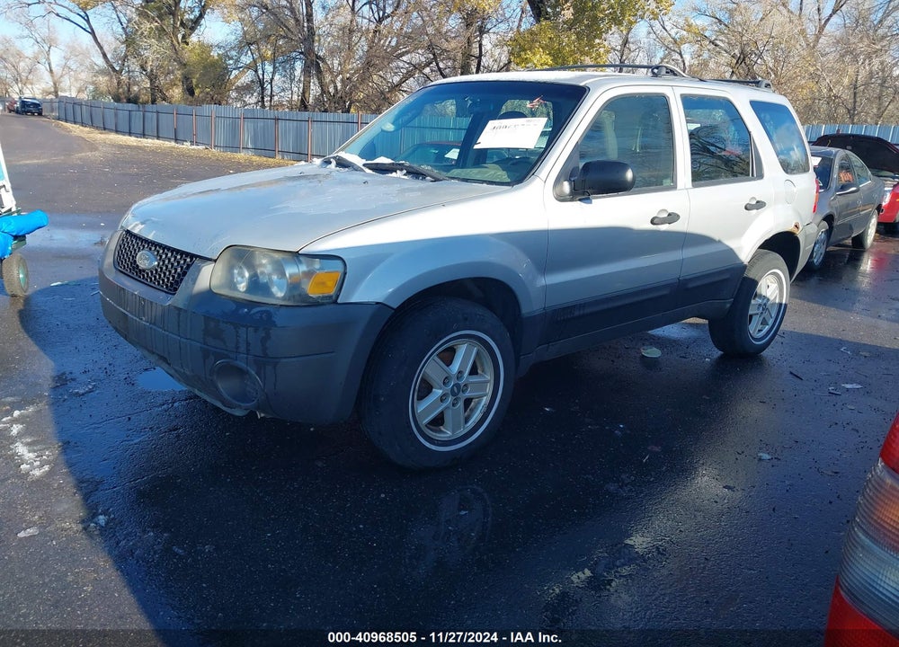 2005 FORD ESCAPE XLS VIN: 1FMYU92Z45KA35378