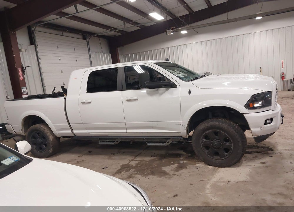 2018 RAM 2500 BIG HORN 4X4 6'4 BOX VIN: 3C6UR5ML5JG232591