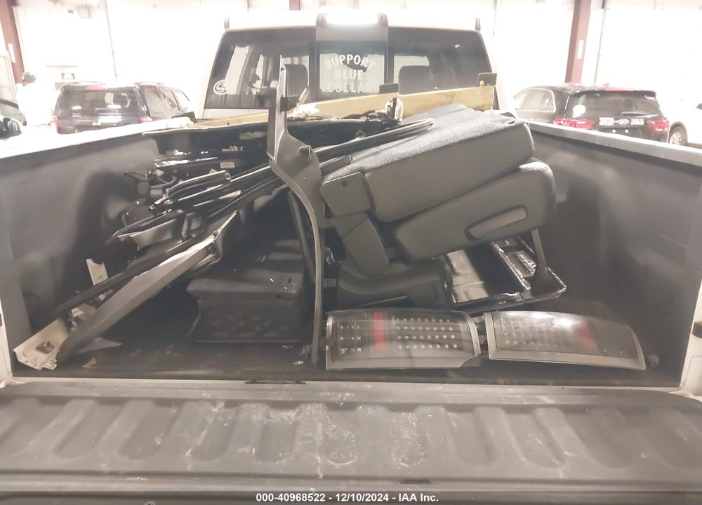 2018 RAM 2500 BIG HORN 4X4 6'4 BOX VIN: 3C6UR5ML5JG232591