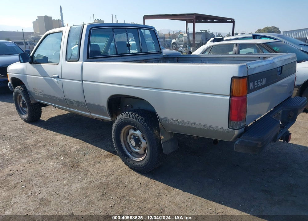 1986 NISSAN D21 KING CAB VIN: JN6HD16Y5GW004608