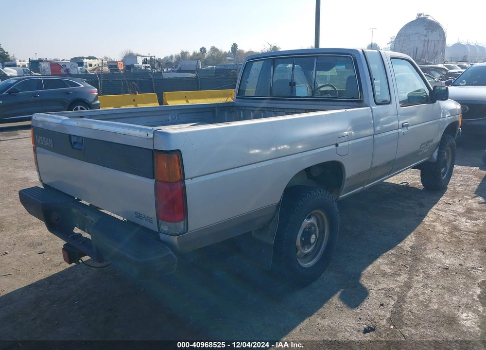 1986 NISSAN D21 KING CAB VIN: JN6HD16Y5GW004608