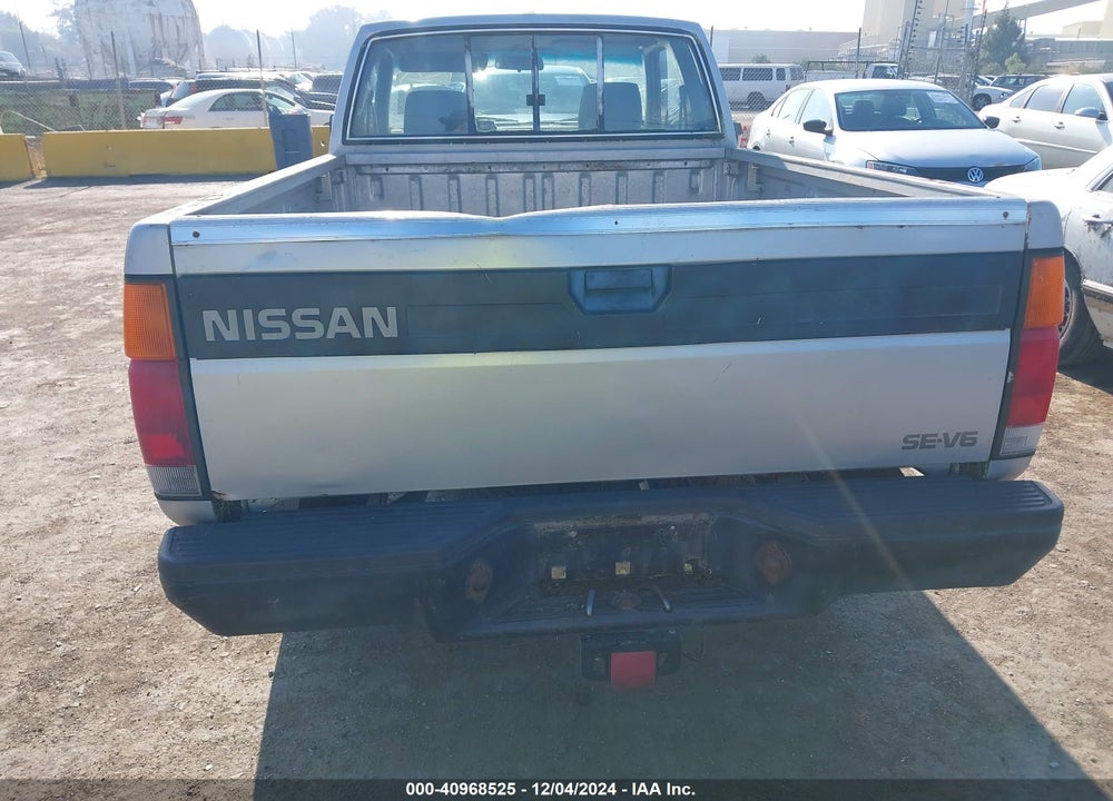 1986 NISSAN D21 KING CAB VIN: JN6HD16Y5GW004608