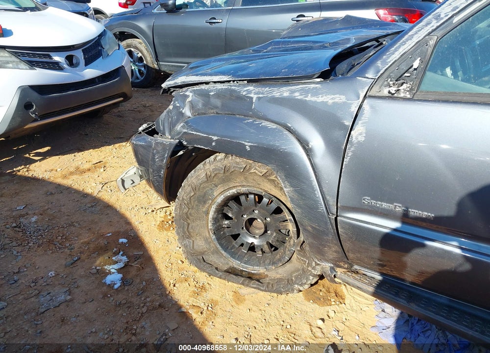2003 TOYOTA 4RUNNER SR5 SPORT V8 VIN: JTEZT14R630013512