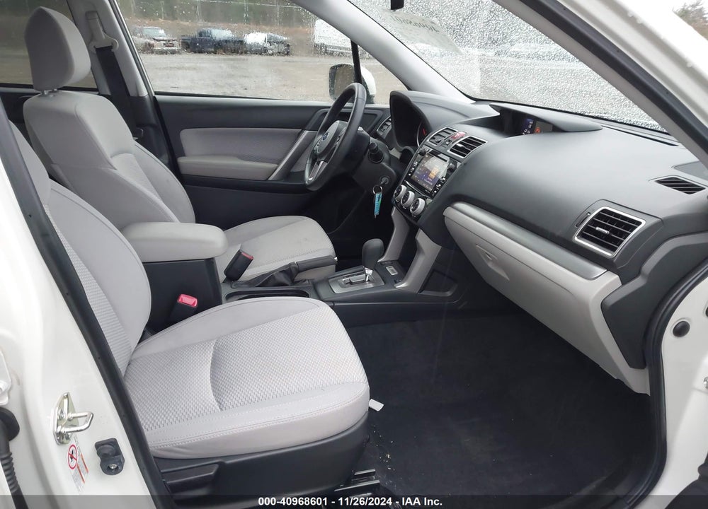 2017 SUBARU FORESTER 2.5I PREMIUM VIN: JF2SJAEC1HH554922