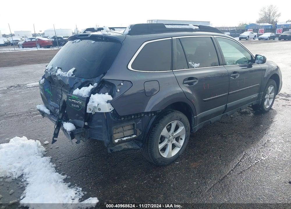 2013 SUBARU OUTBACK 3.6R LIMITED VIN: 4S4BRDKC8D2213104