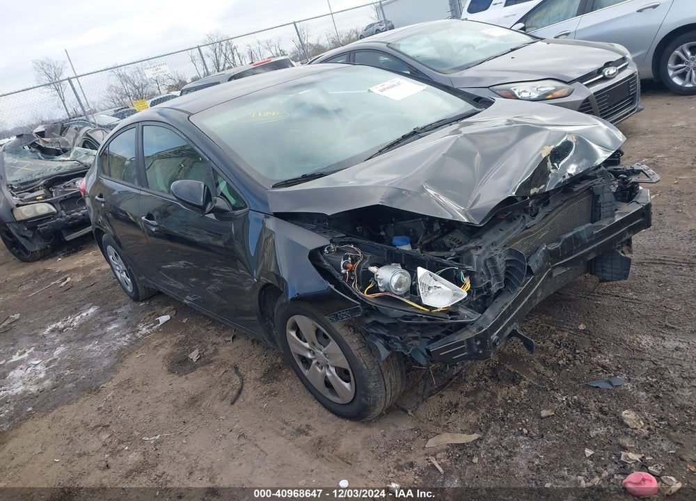 2015 KIA FORTE LX VIN: KNAFK4A67F5285688