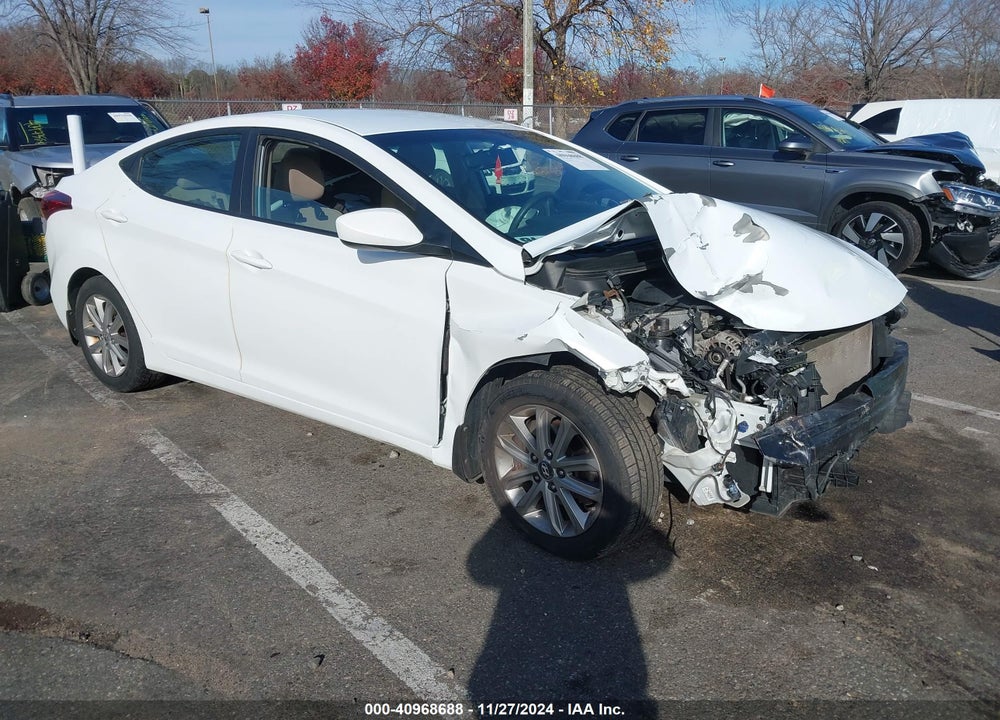 2016 HYUNDAI ELANTRA SE VIN: 5NPDH4AE4GH722452