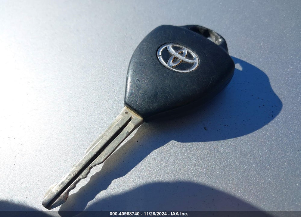 2009 TOYOTA COROLLA LE VIN: 1NXBU40E69Z020626