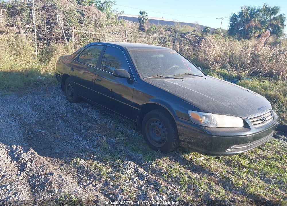 2000 TOYOTA CAMRY CE VIN: 4T1BG22K4YU647452
