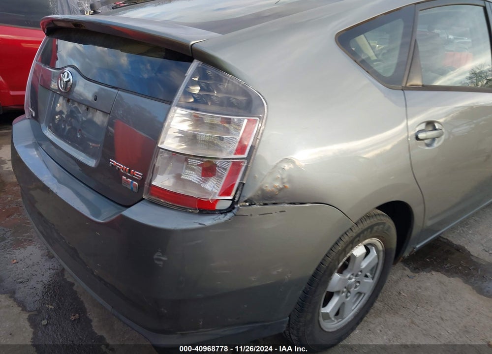 2005 TOYOTA PRIUS VIN: JTDKB20U253037882