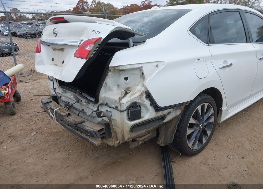 2016 NISSAN SENTRA SR VIN: 3N1AB7AP6GY221642