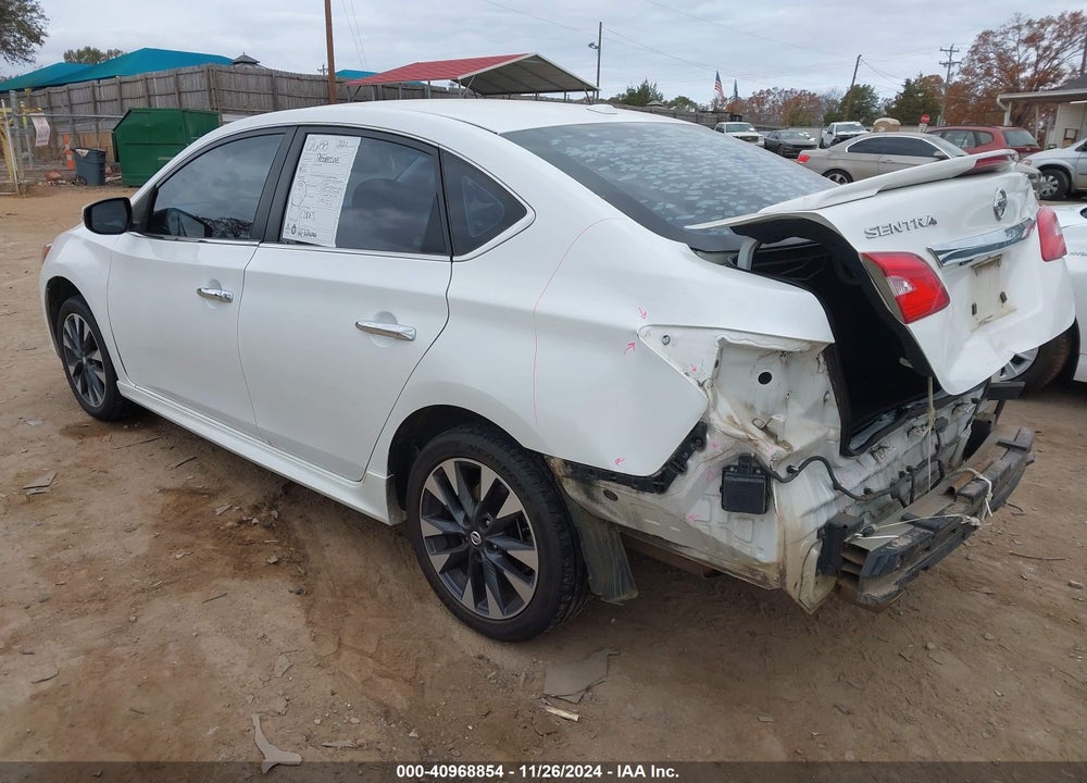 2016 NISSAN SENTRA SR VIN: 3N1AB7AP6GY221642