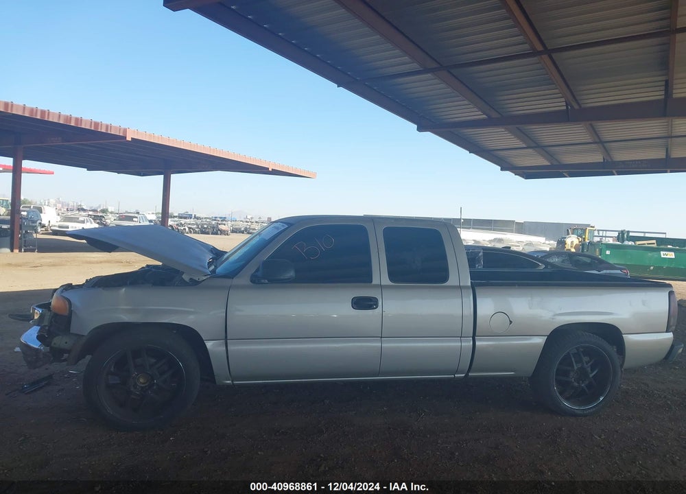 2006 GMC SIERRA 1500 SL VIN: 1GTEC19V46Z252310