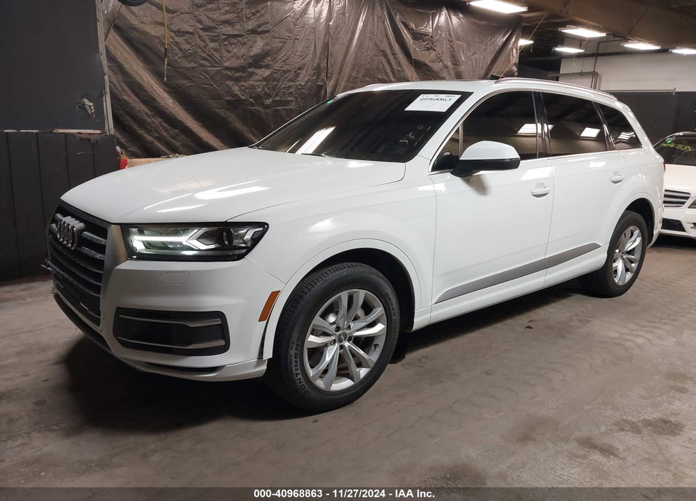 2017 AUDI Q7 3.0T PREMIUM VIN: WA1AAAF79HD033640