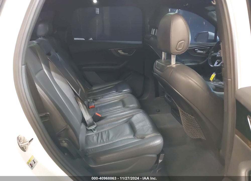 2017 AUDI Q7 3.0T PREMIUM VIN: WA1AAAF79HD033640