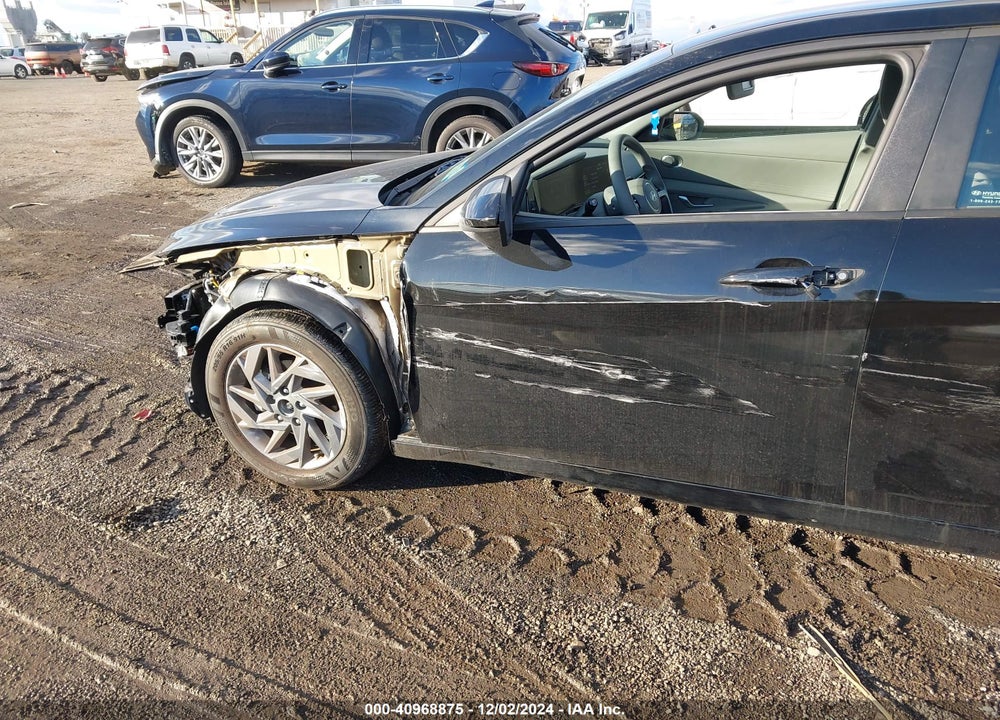 2024 HYUNDAI ELANTRA SEL VIN: KMHLM4DG4RU759879