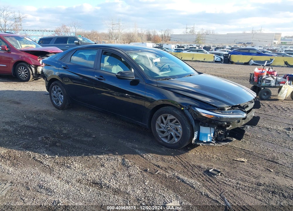 2024 HYUNDAI ELANTRA SEL VIN: KMHLM4DG4RU759879