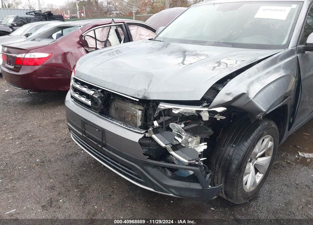 2019 VOLKSWAGEN ATLAS 3.6L V6 SE VIN: 1V2LR2CA8KC581816