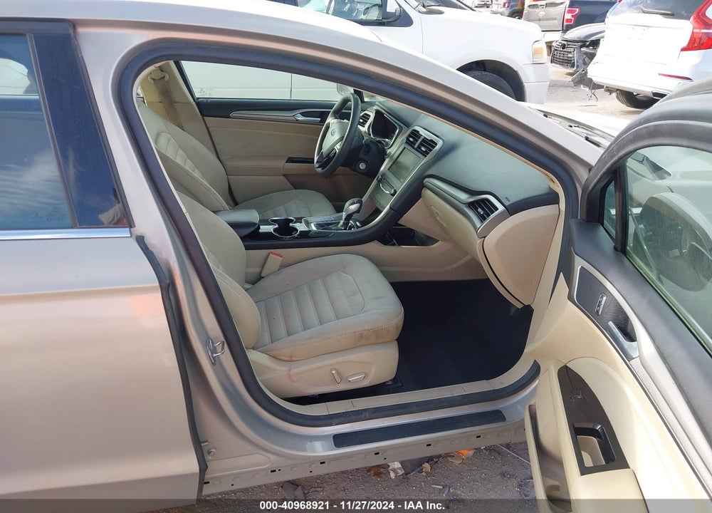 2015 FORD FUSION HYBRID SE VIN: 3FA6P0LU2FR308984