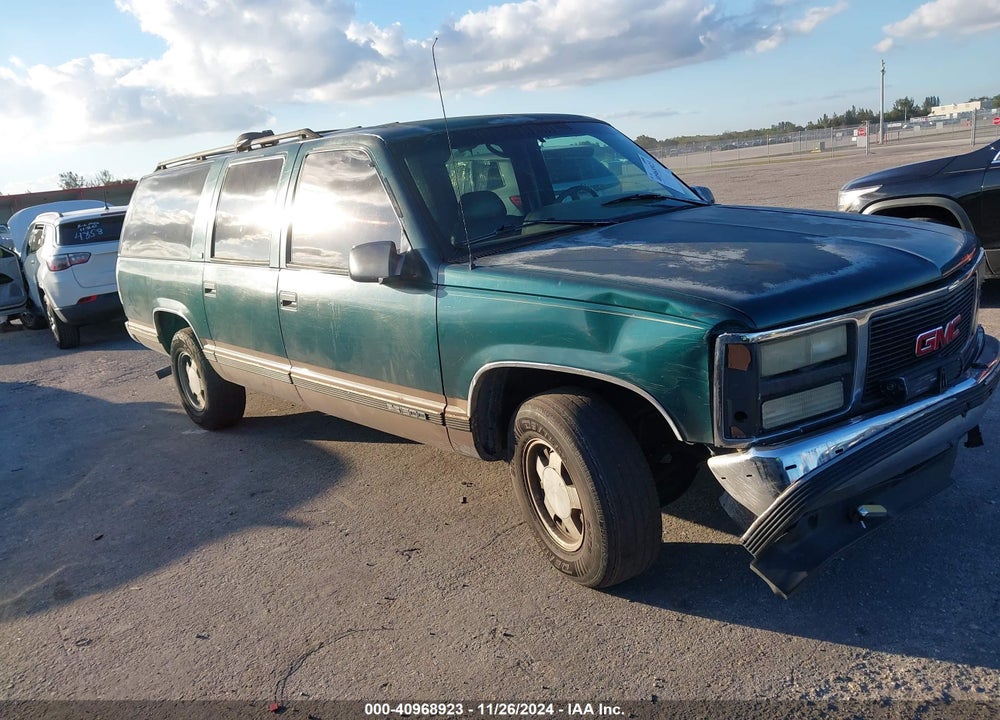 1996 GMC SUBURBAN C1500 VIN: 1GKEC16R5TJ710944