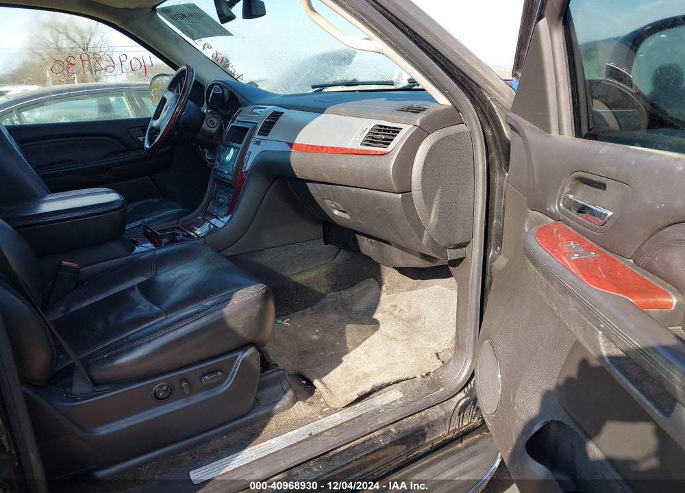 2007 CADILLAC ESCALADE ESV STANDARD VIN: 1GYFK66827R378163