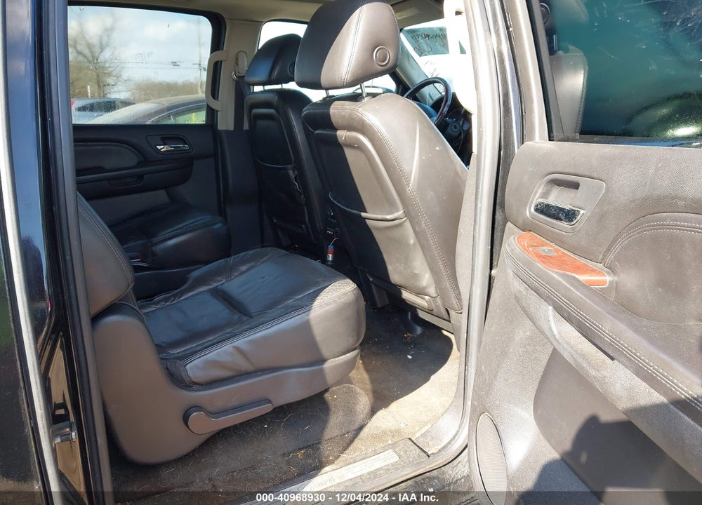 2007 CADILLAC ESCALADE ESV STANDARD VIN: 1GYFK66827R378163