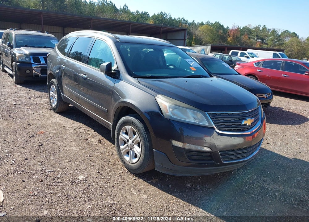 2015 CHEVROLET TRAVERSE LS VIN: 1GNKRFED5FJ260501