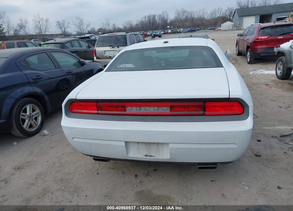 2013 DODGE CHALLENGER SXT VIN: 2C3CDYAG1DH676135