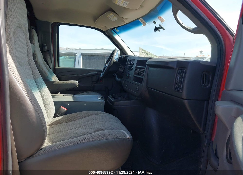 2009 CHEVROLET EXPRESS 3500 WORK VAN VIN: 1GCHG35K691172888