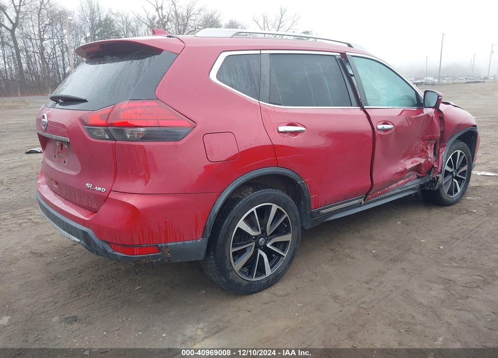 2017 NISSAN ROGUE SL VIN: 5N1AT2MV1HC794915
