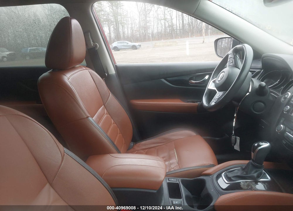 2017 NISSAN ROGUE SL VIN: 5N1AT2MV1HC794915
