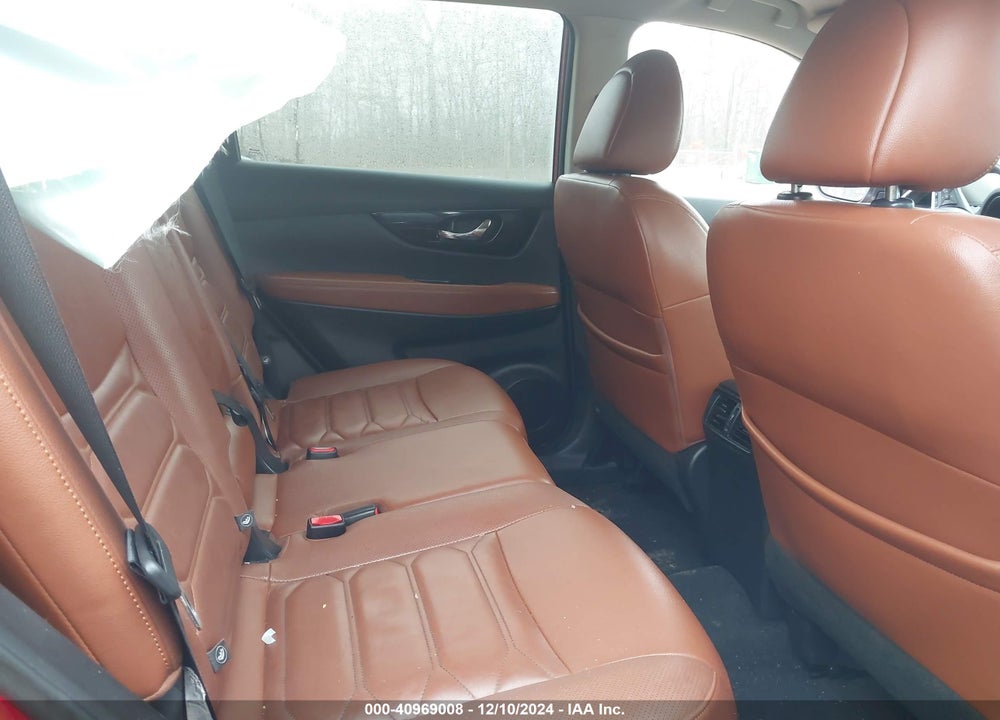 2017 NISSAN ROGUE SL VIN: 5N1AT2MV1HC794915