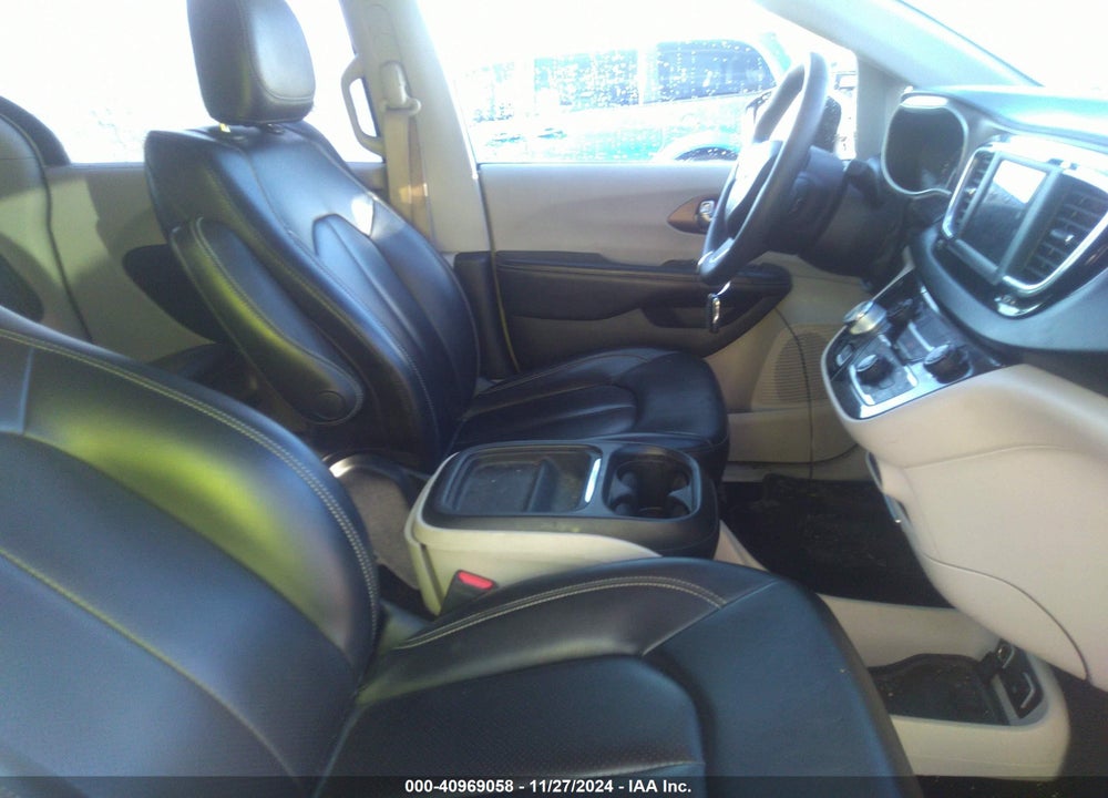 2020 CHRYSLER VOYAGER LXI VIN: 2C4RC1DG7LR148443