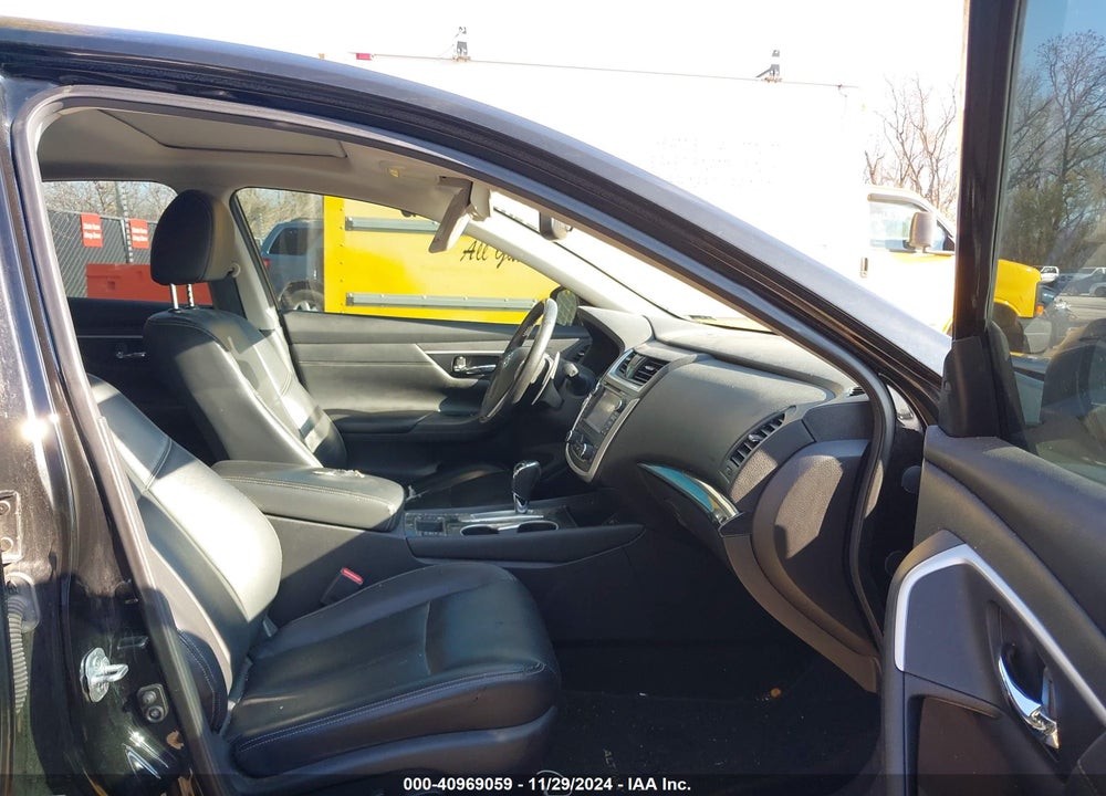 2016 NISSAN ALTIMA 3.5 SL/3.5 SR VIN: 1N4BL3AP0GC136382