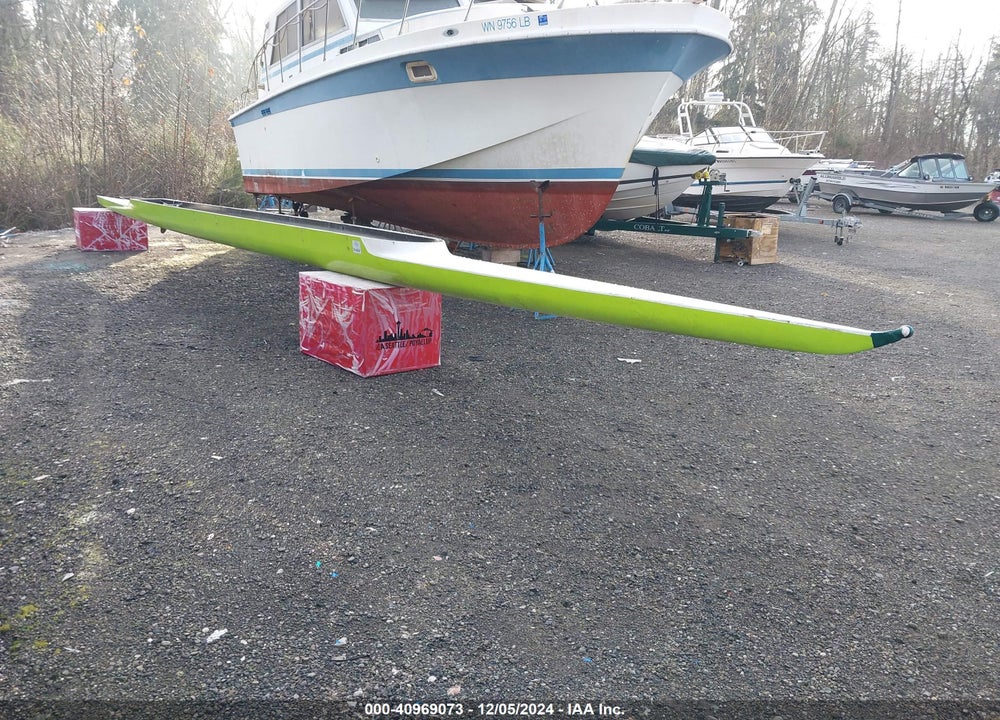 1985 UNDEFINED POCOCK K4+ GREEN ROW BOAT VIN: GPRCD41XXX85