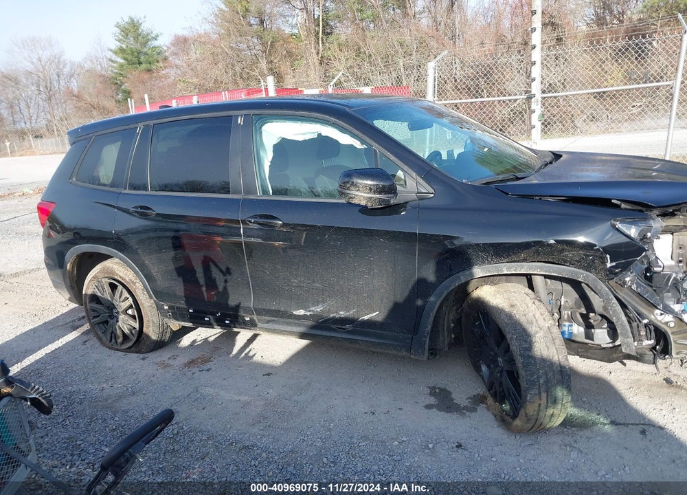 2021 HONDA PASSPORT AWD SPORT VIN: 5FNYF8H22MB023051