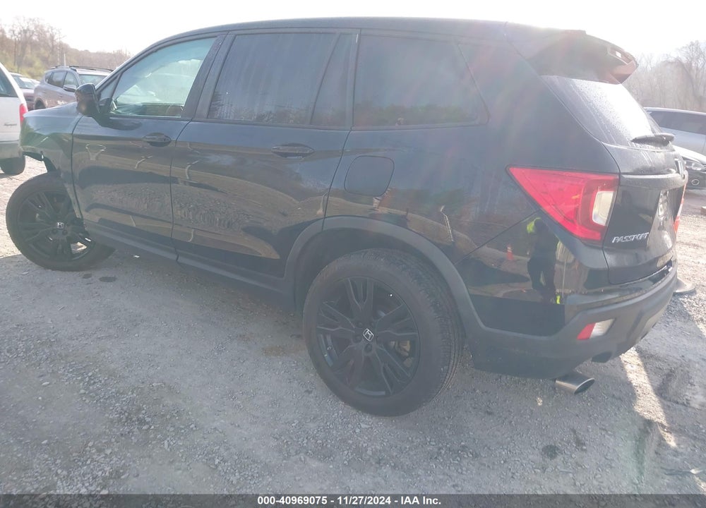 2021 HONDA PASSPORT AWD SPORT VIN: 5FNYF8H22MB023051