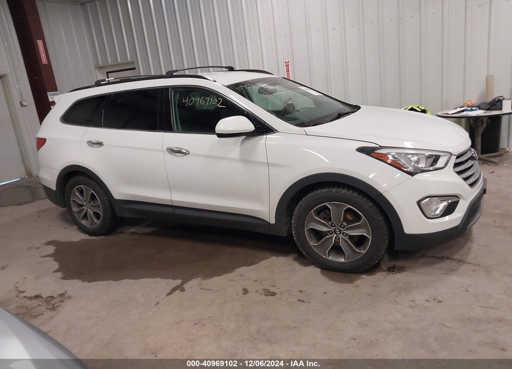 2013 HYUNDAI SANTA FE GLS VIN: KM8SMDHF0DU022071