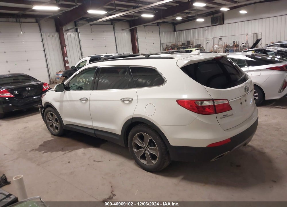 2013 HYUNDAI SANTA FE GLS VIN: KM8SMDHF0DU022071