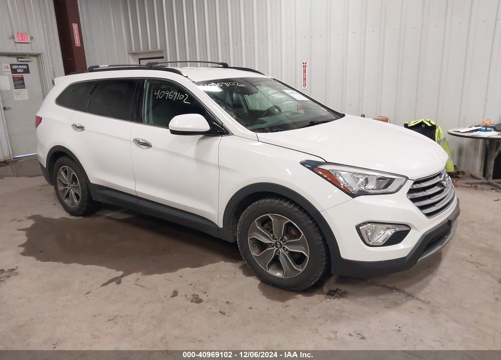2013 HYUNDAI SANTA FE GLS VIN: KM8SMDHF0DU022071