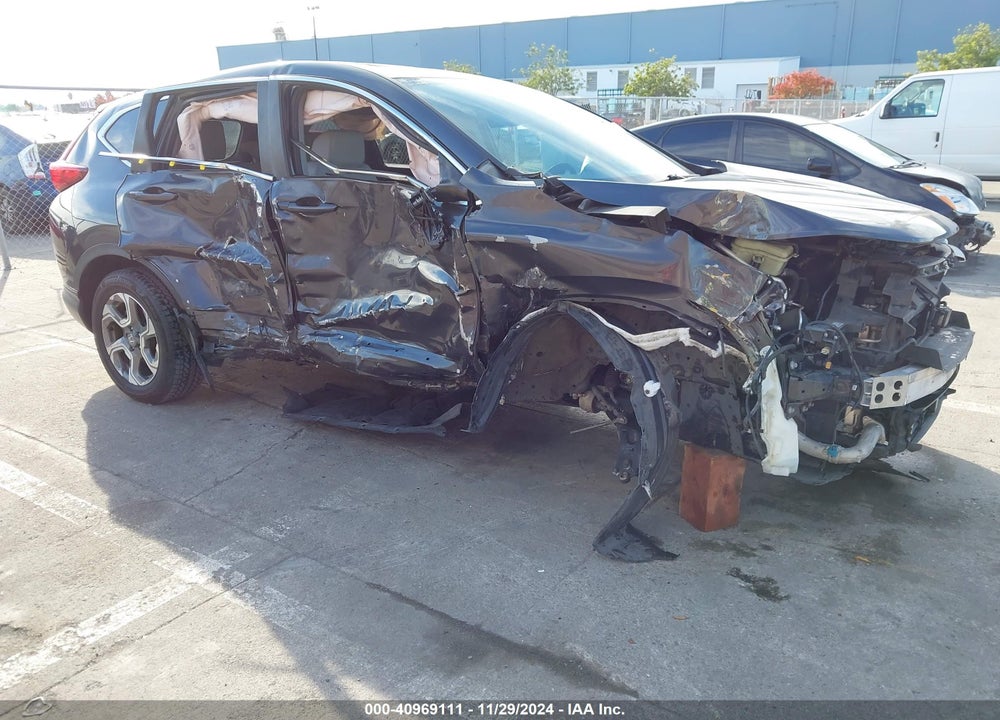 2018 HONDA CR-V VIN: 7FARW1H89JE035343