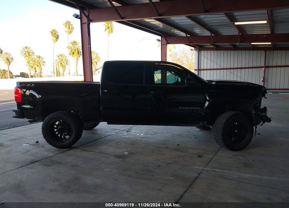 2018 CHEVROLET SILVERADO 1500 VIN: 3GCUKREC1JG522068