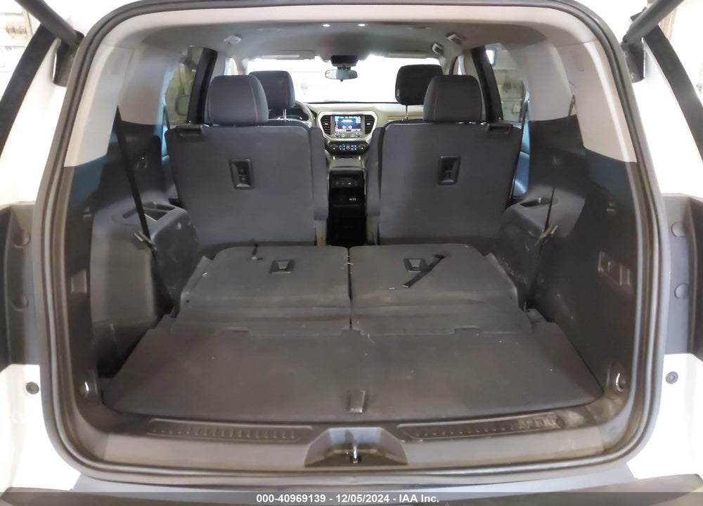 2022 GMC ACADIA AWD SLE VIN: 1GKKNRL47NZ164169