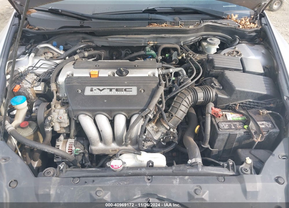 2004 HONDA ACCORD 2.4 LX VIN: 1HGCM56404A052870
