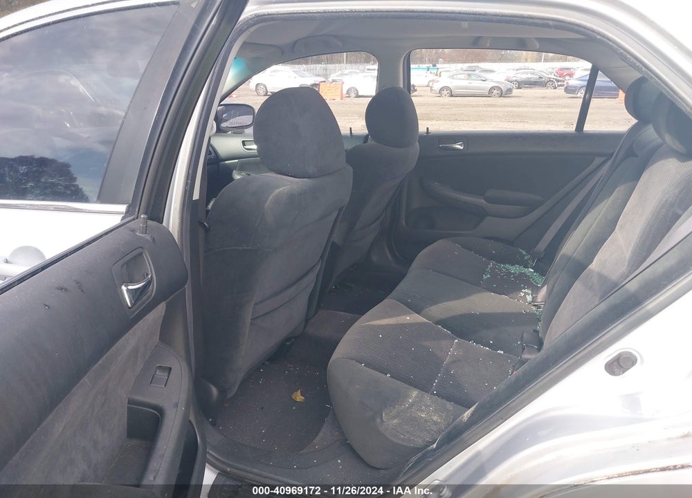 2004 HONDA ACCORD 2.4 LX VIN: 1HGCM56404A052870