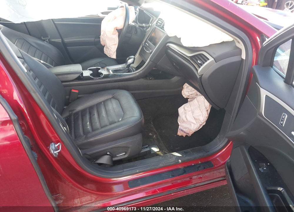 2015 FORD FUSION SE VIN: 3FA6P0H91FR227110