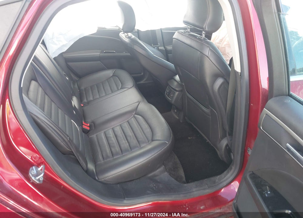 2015 FORD FUSION SE VIN: 3FA6P0H91FR227110