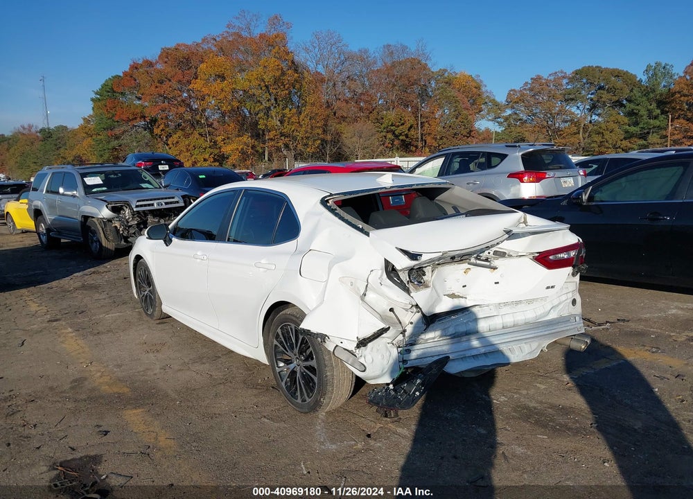 2019 TOYOTA CAMRY VIN: 4T1B11HK4KU780772