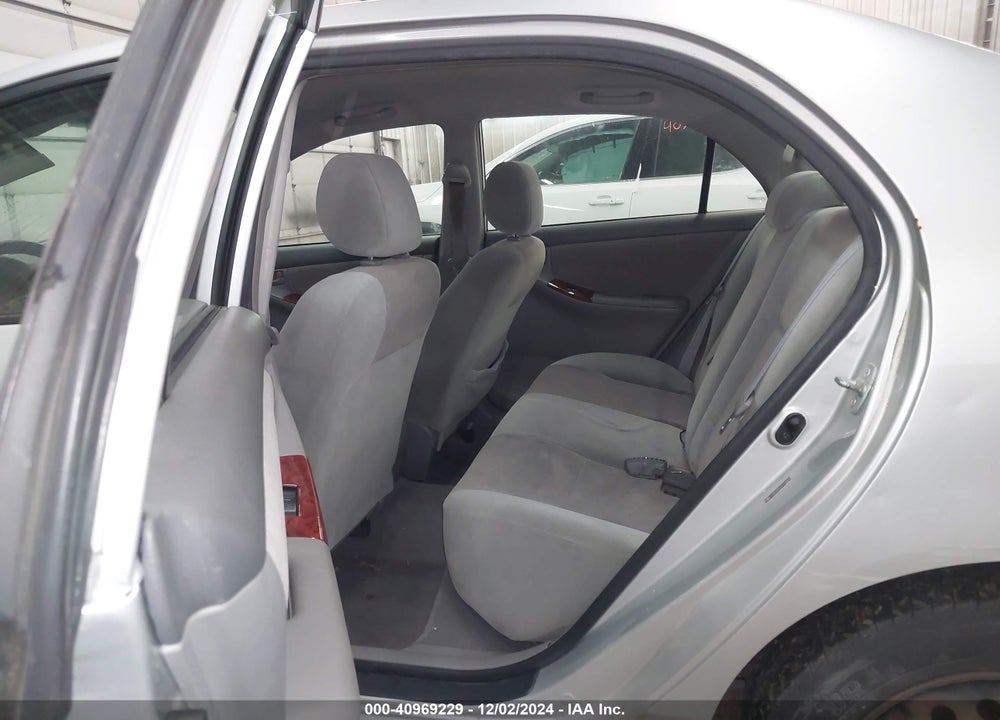 2007 TOYOTA COROLLA LE VIN: JTDBR32E370119020