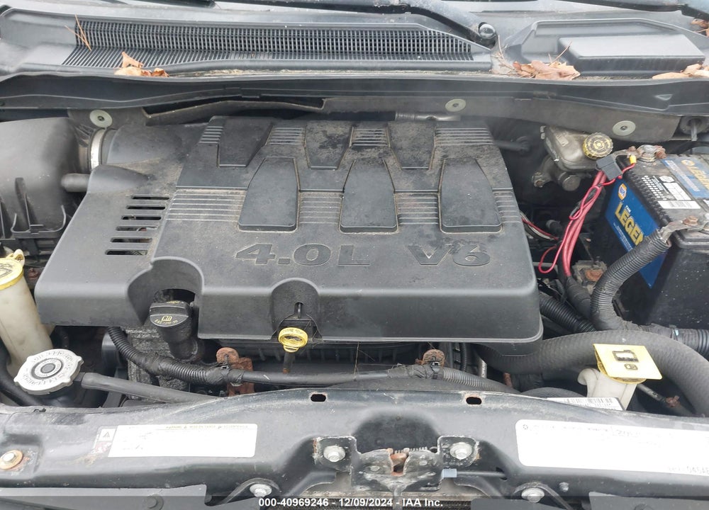 2010 DODGE GRAND CARAVAN SXT VIN: 2D4RN5DX9AR143567